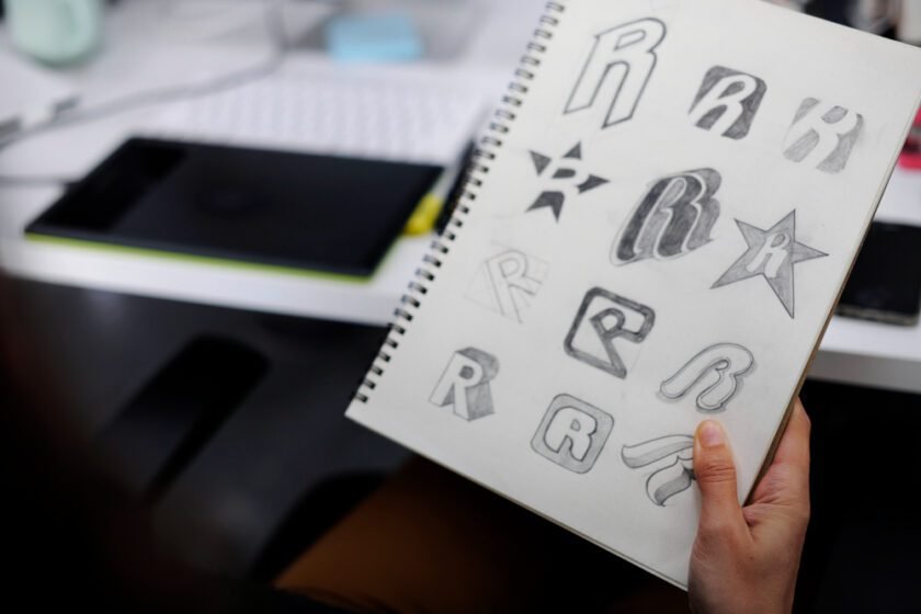 The Psychology of Logo Design: Making Brands Memorable 